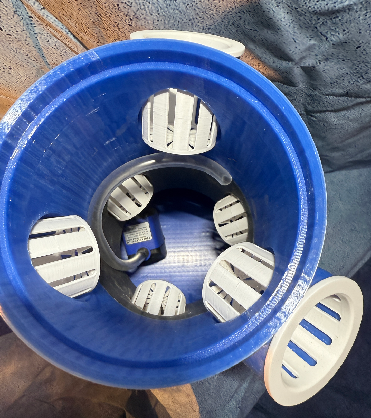 2 Gallon Hydroponic Unit