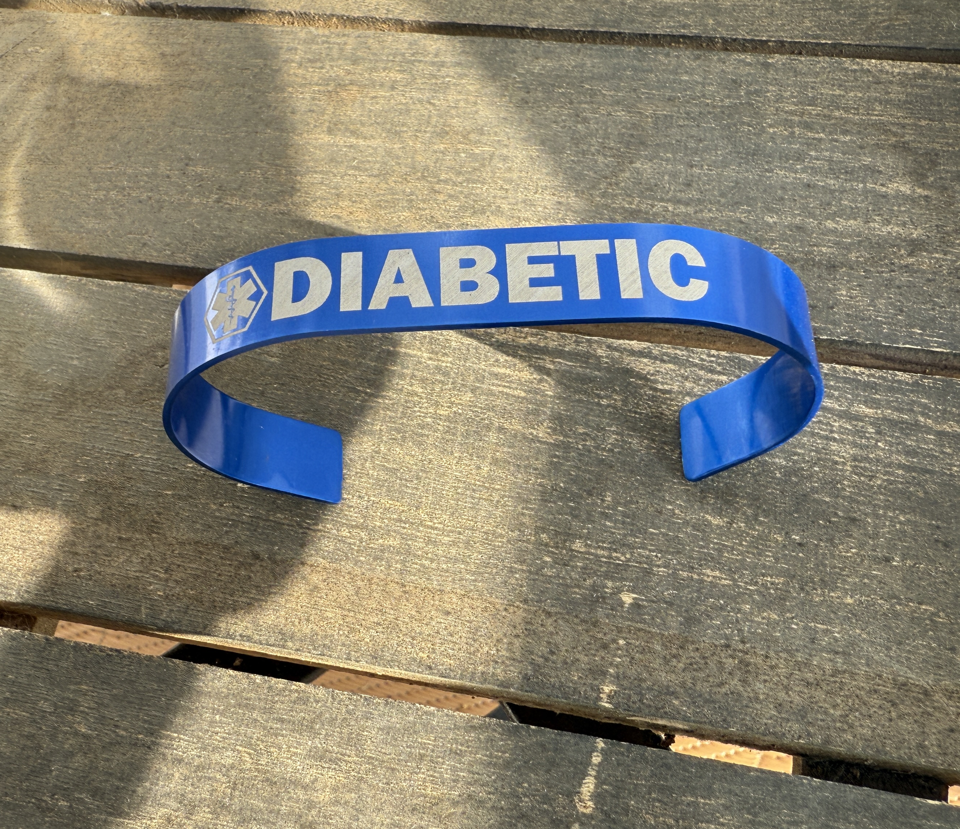  Medical Alert Bracelet - Anodized Aluminum, Custom Engraved for Diabetes, Allergies & More - Peace of Mind