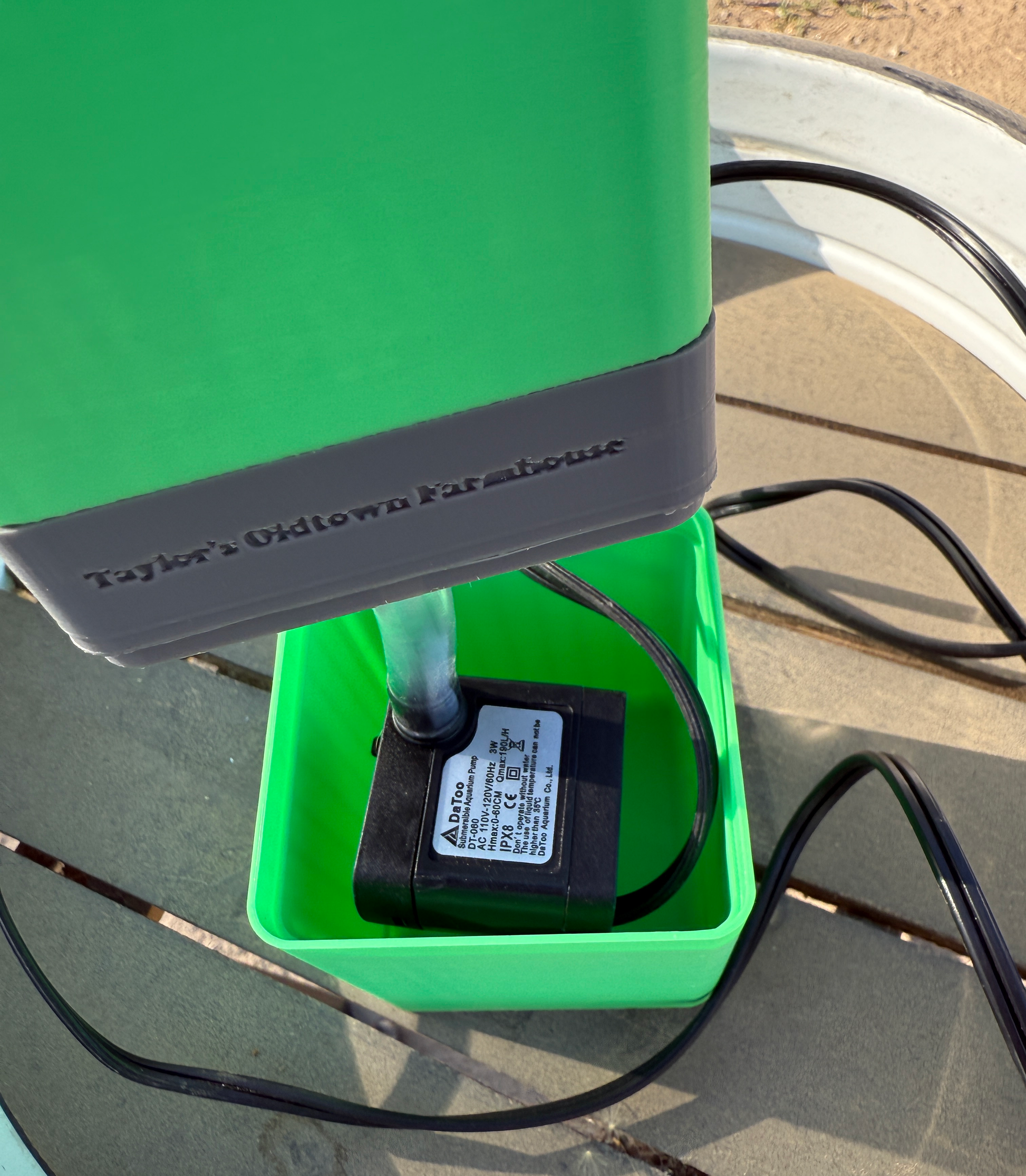 Pump inside Hydroponic Unit